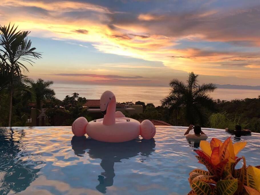 Villa Mozzafiato Private With Full Staff And Heated Pool