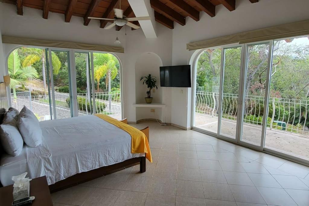 Martha Garza Blanca - Heated Pool, Chef & Full Staff Included * Puerto Vallarta