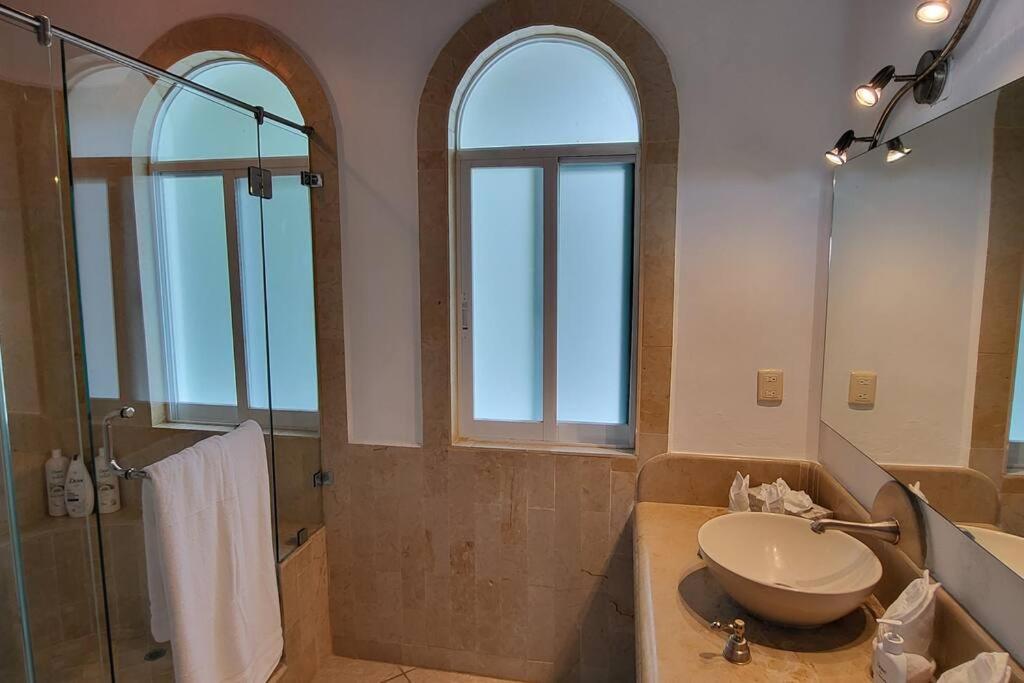 Villa Martha Garza Blanca - Heated Pool, Chef & Full Staff Included Puerto Vallarta