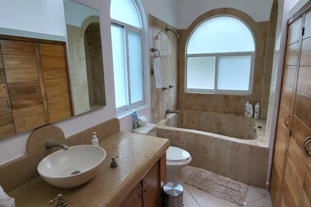 Martha Garza Blanca - Heated Pool, Chef & Full Staff Included Villa Puerto Vallarta