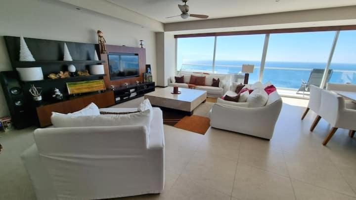 Beachfront Peninsula Apartamento Puerto Vallarta