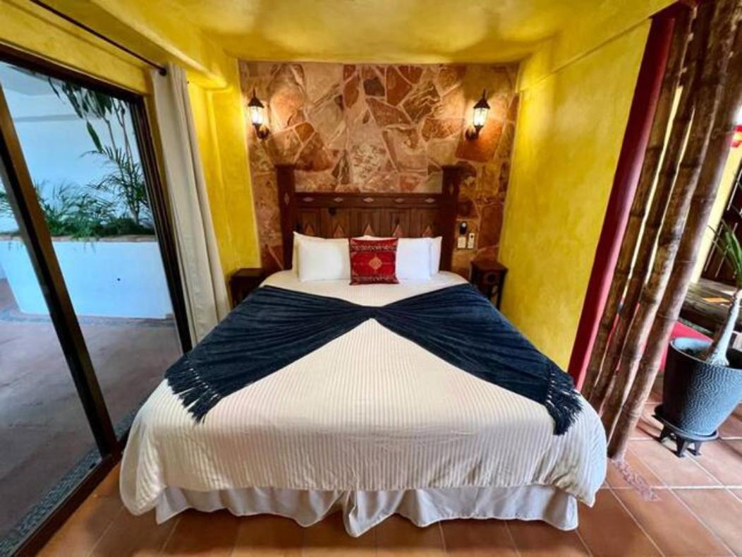 Bambu In Heart Of Romantic Zone Apartment Puerto Vallarta