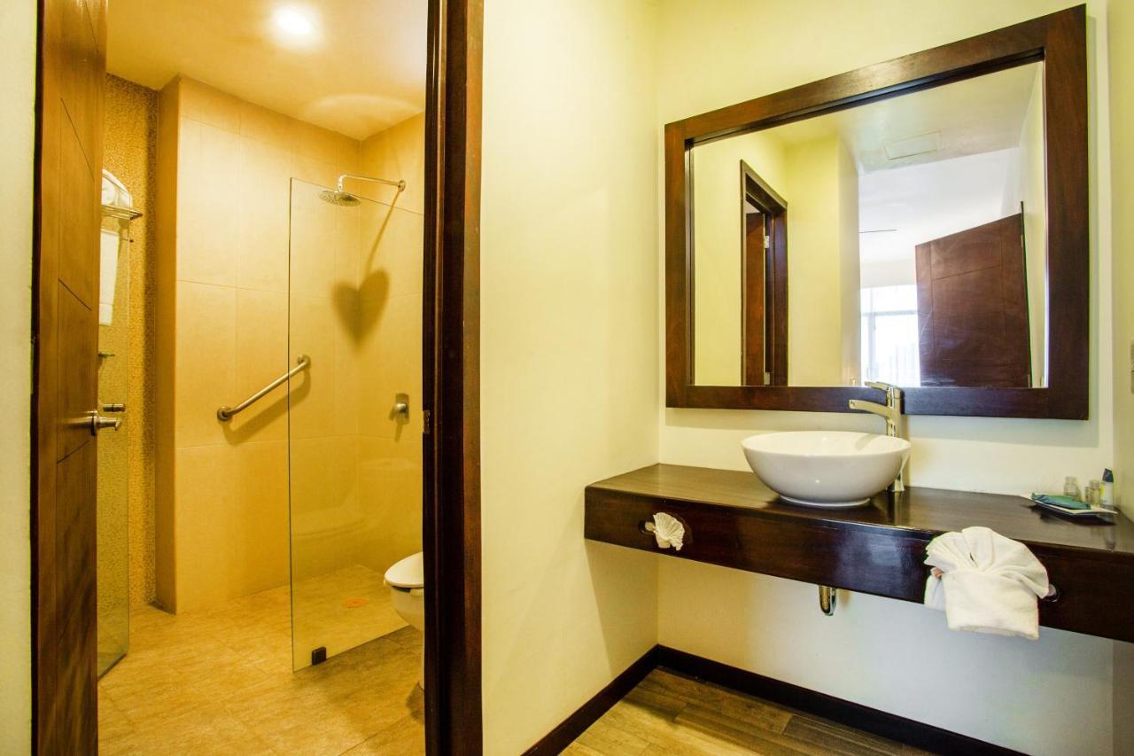 Blaze Hotel&suites Puerto Vallarta