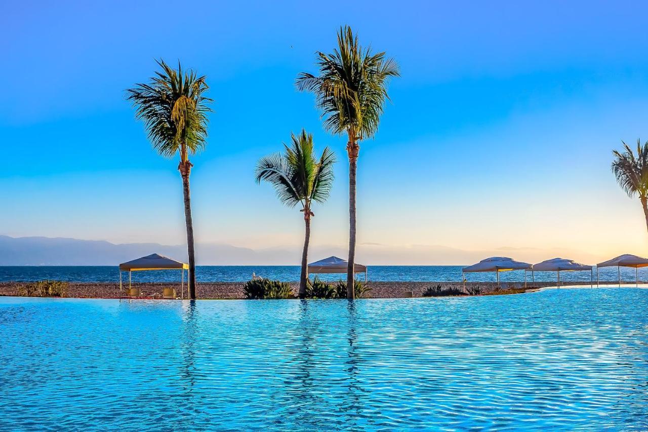 Bay View Grand F4 Villa