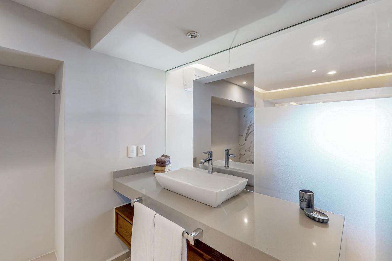 Hotel Harbor 171 Oceanfront Residences #3009 Puerto Vallarta