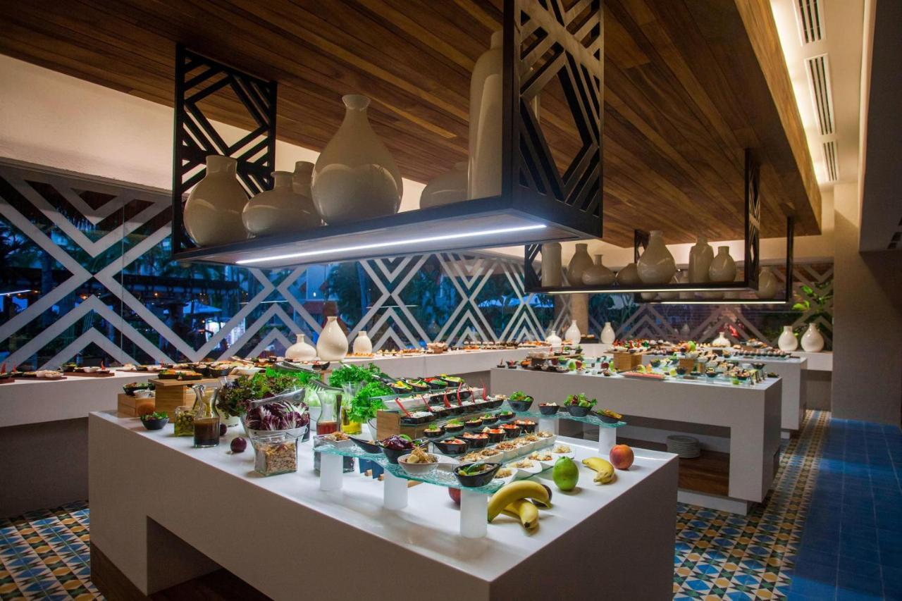 Sheraton Buganvilias & Convention Center Resort