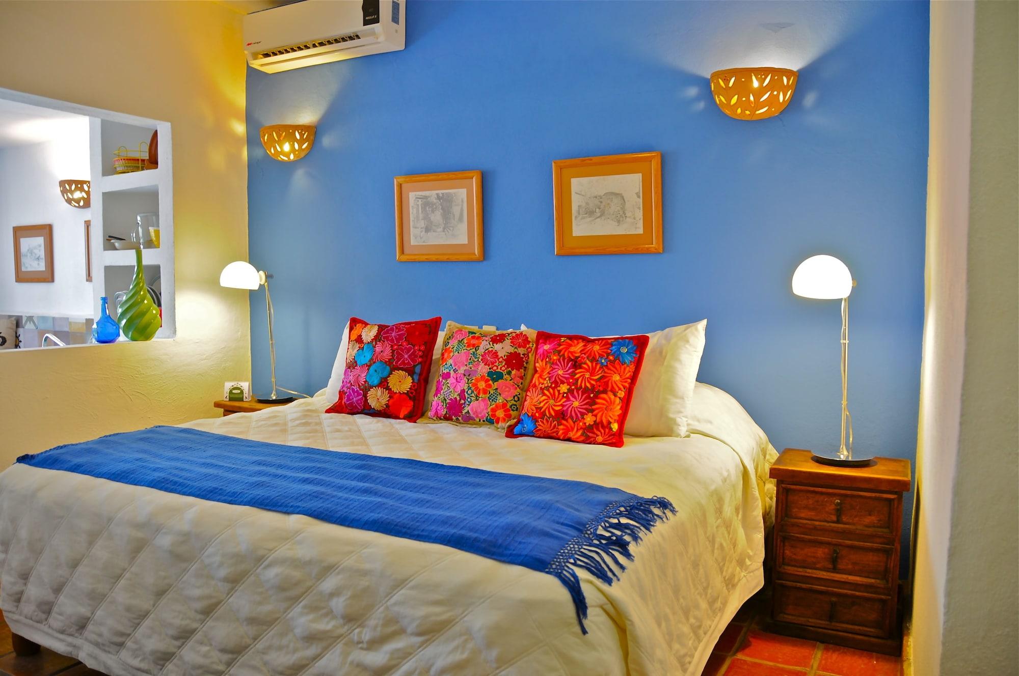 Mercedes Petit Hotel-adults Only 3* Puerto Vallarta
