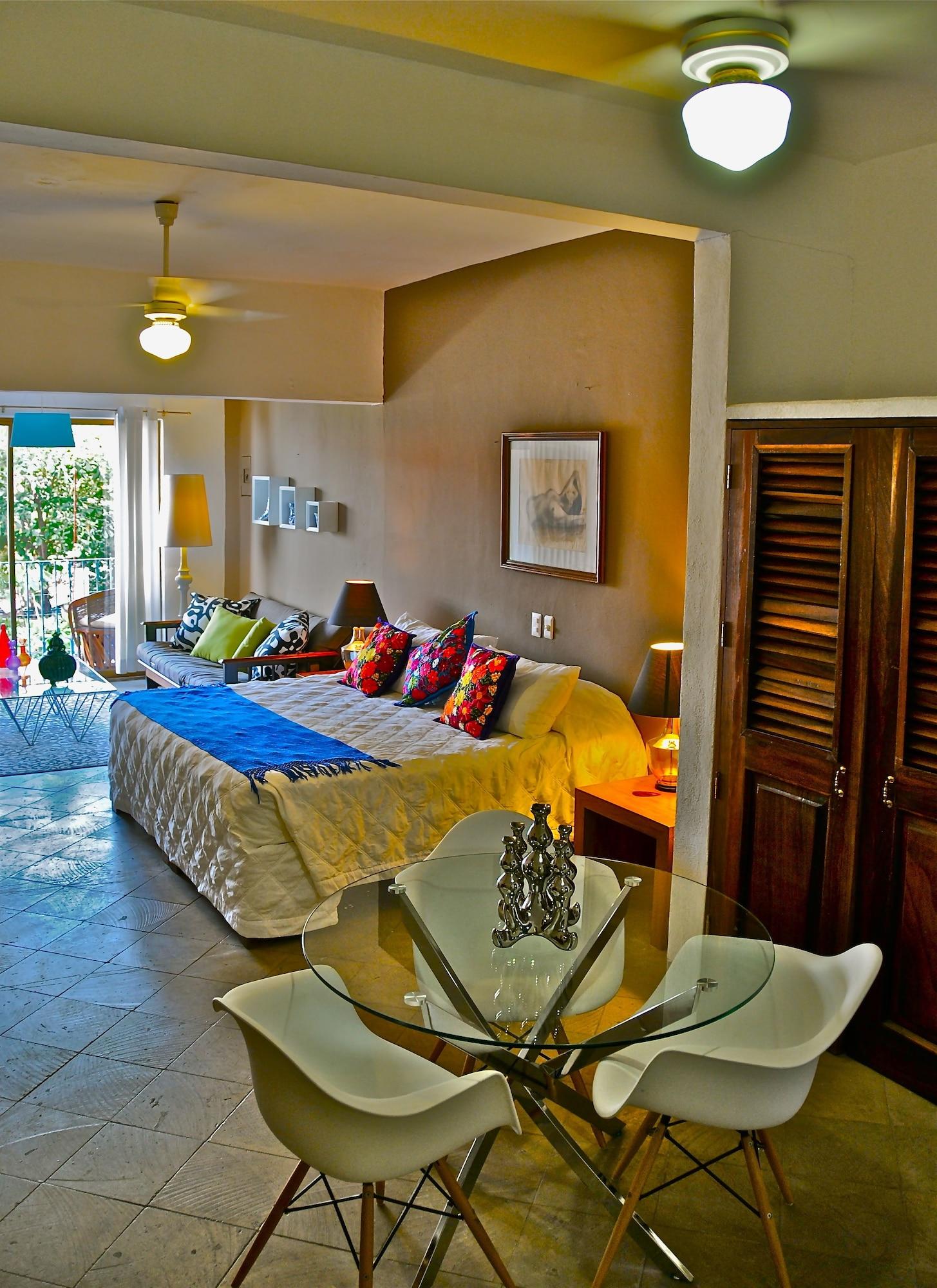 Mercedes Petit Hotel-adults Only Puerto Vallarta
