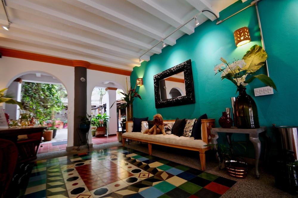 Mercedes Petit Hotel-adults Only Puerto Vallarta