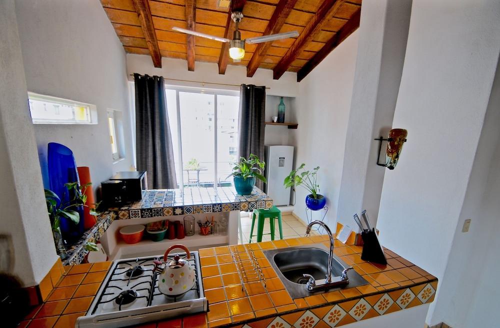 Mercedes Petit Hotel-adults Only 3* Puerto Vallarta
