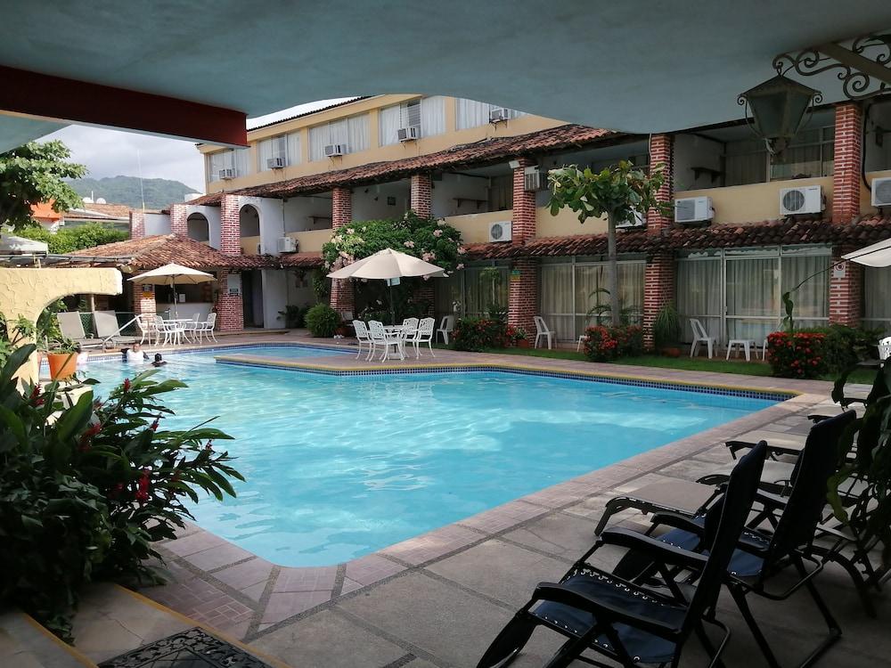 Vallartasol Hotel