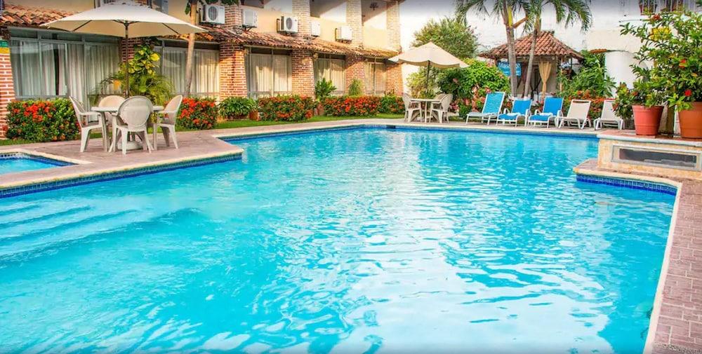 Vallartasol Hotel 3*