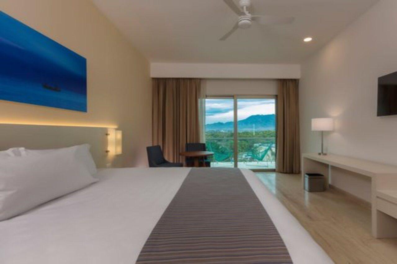 Krystal Vallarta Resort Puerto Vallarta