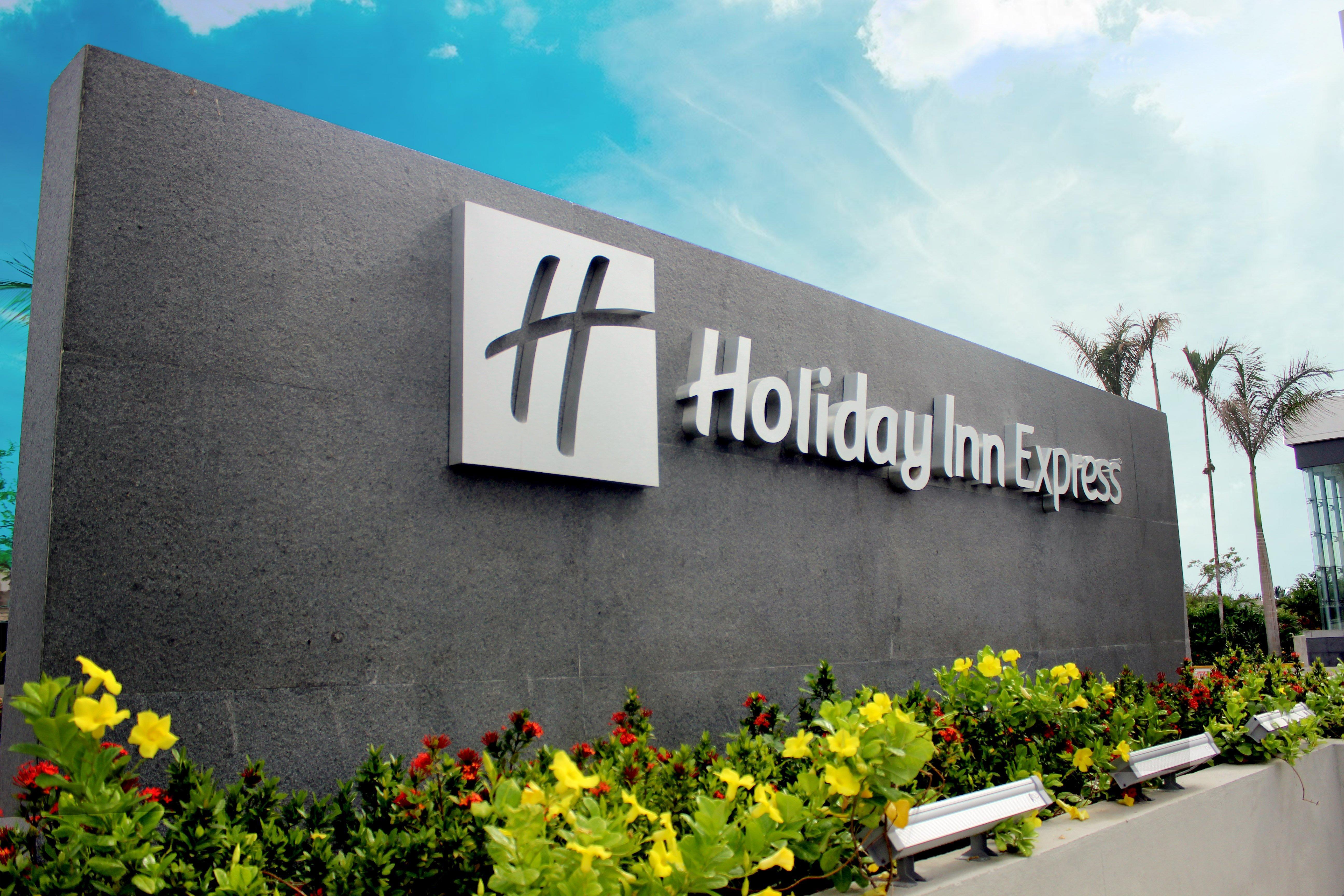 Express By Ihg 4*