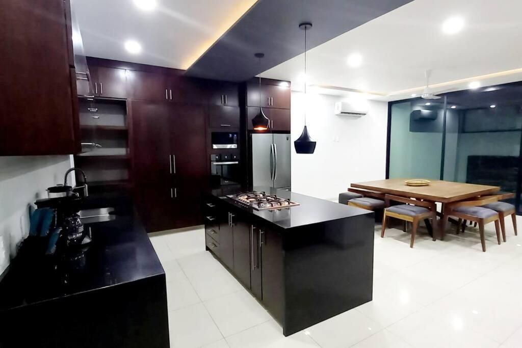 New 4 Bedroom House Sleeps 16 Pool, Bbq And More! Puerto Vallarta