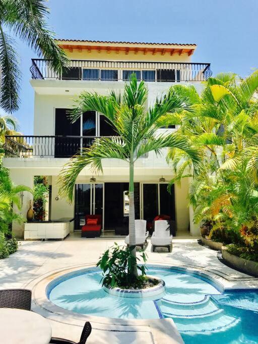 Casa Canto Marina 21 Up To 14 Guest 7 Brm Villa