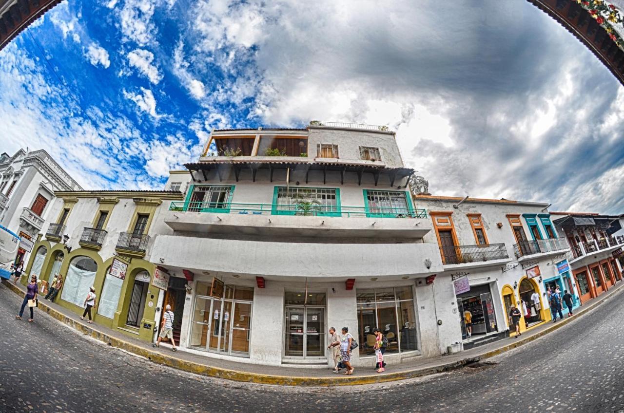 Casa Kraken Hostel Puerto Vallarta