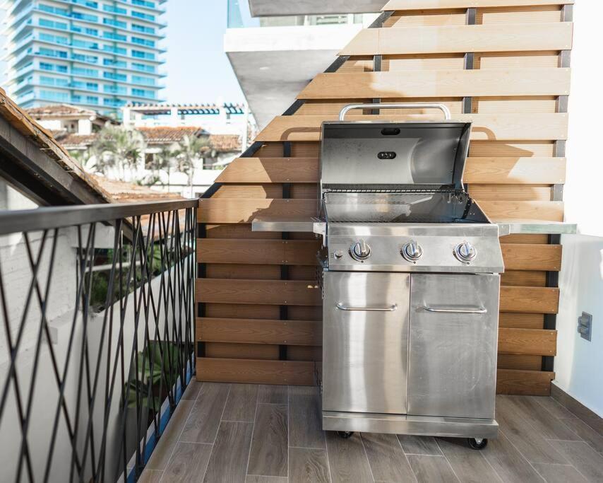 Apartment Pv Moderne: Design, Location, Beach, Pool.