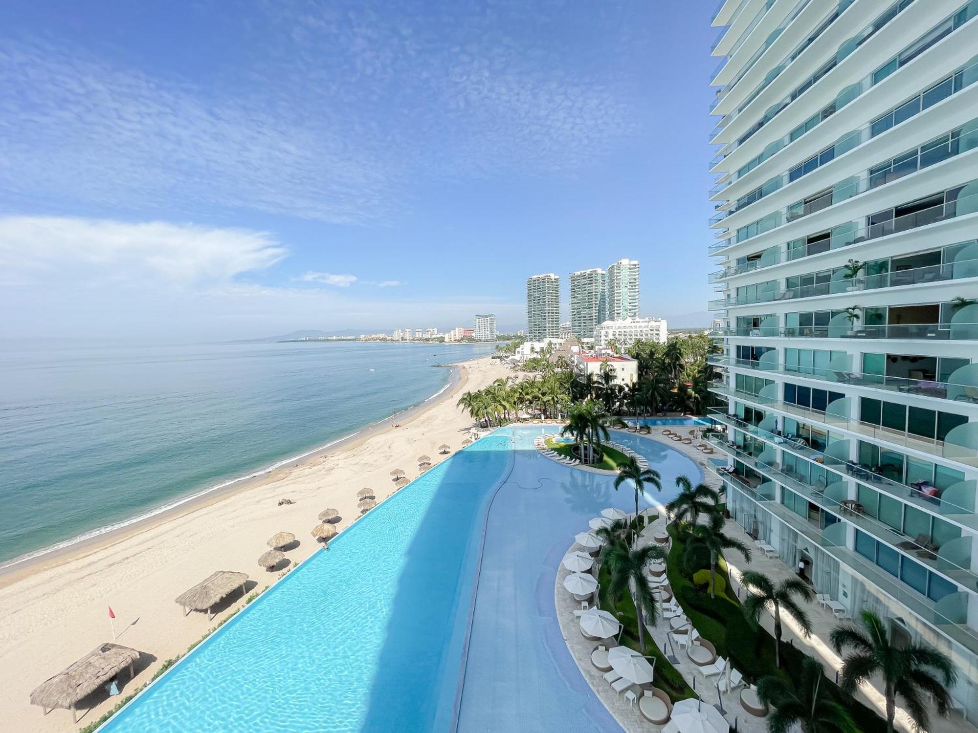 Luxury Peninsula Apartment Puerto Vallarta