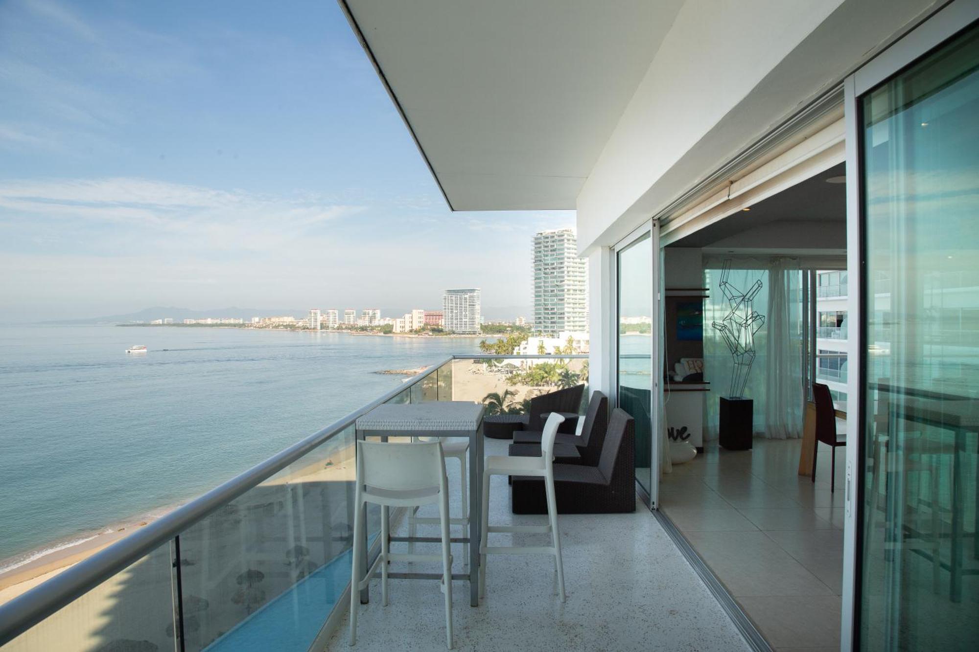 Luxury Peninsula Apartment Puerto Vallarta