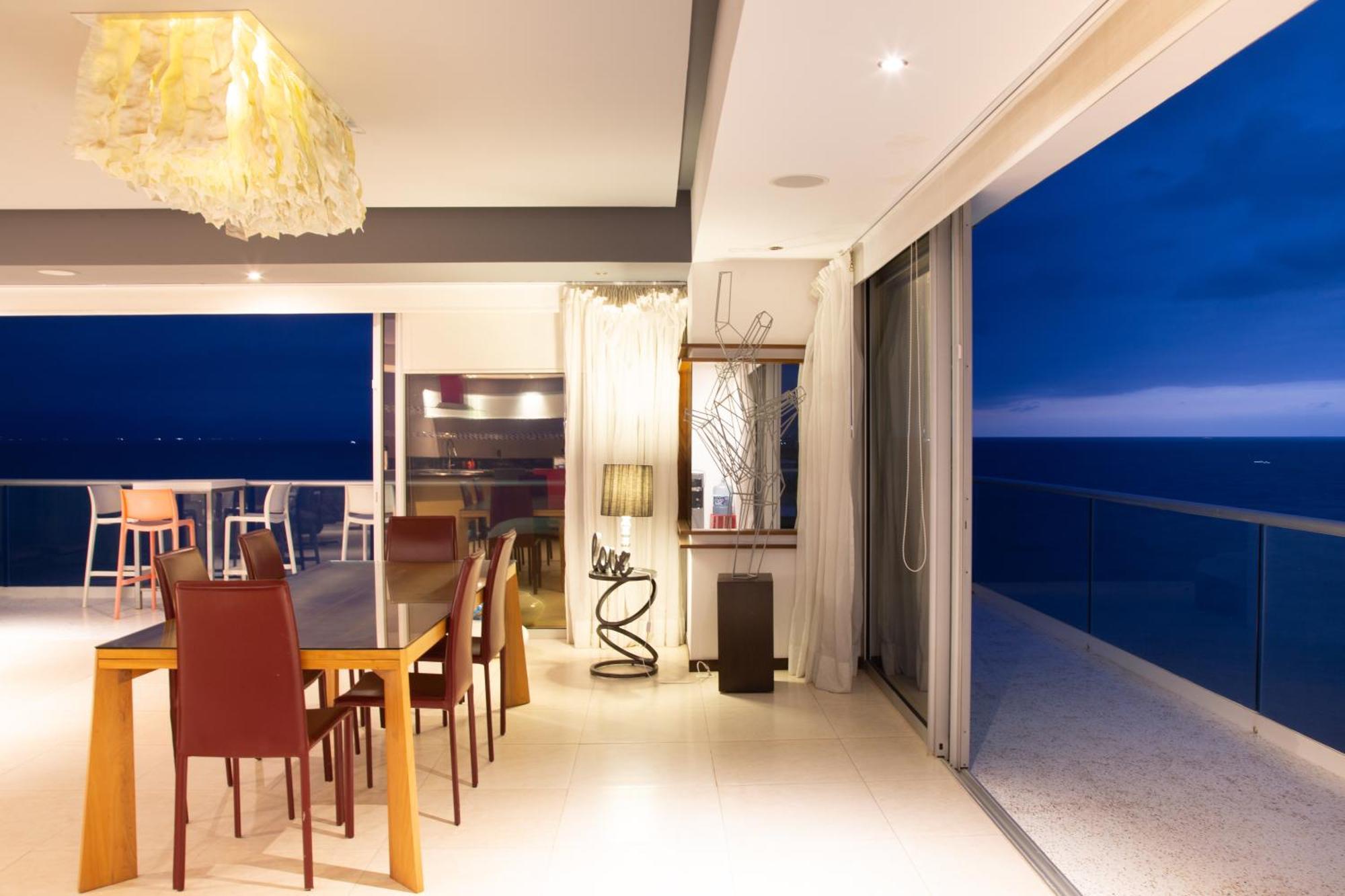 Luxury Peninsula