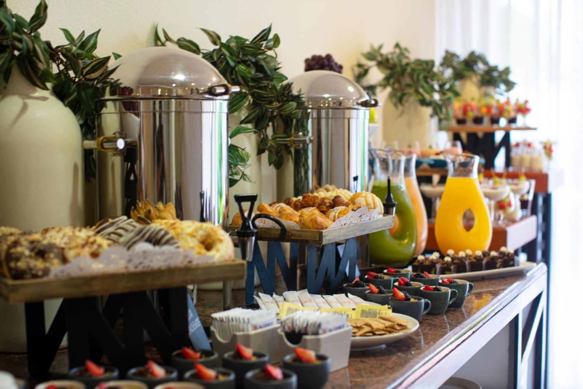 Sheraton Buganvilias & Convention Center Resort 5*