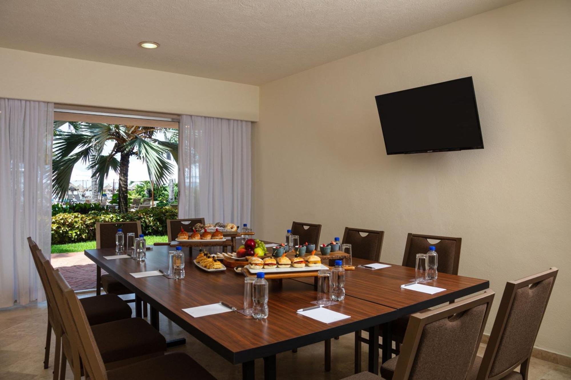 Resort Sheraton Buganvilias & Convention Center Puerto Vallarta