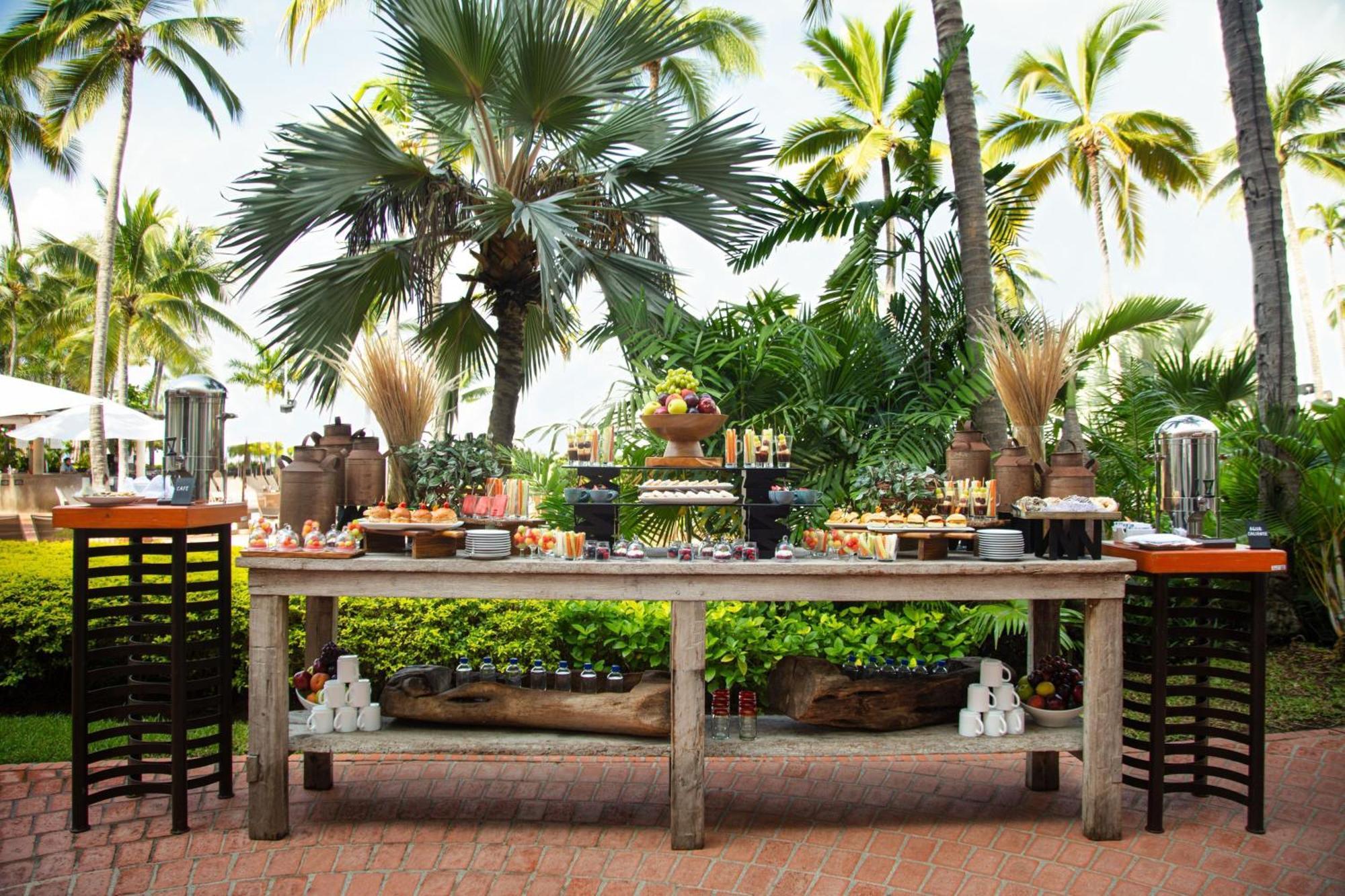 Resort Sheraton Buganvilias & Convention Center