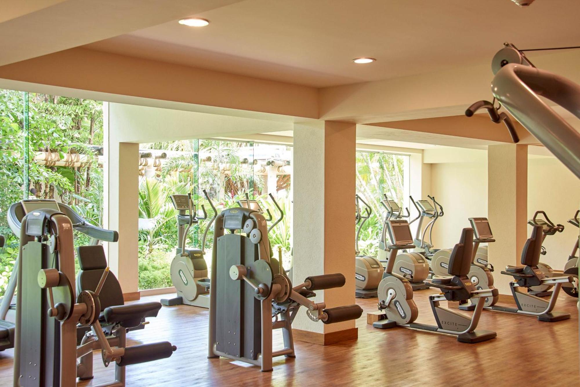 Resort Sheraton Buganvilias & Convention Center 5*