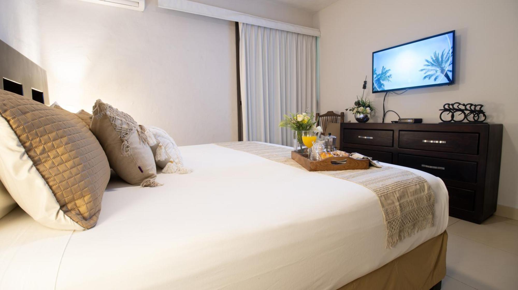 Cozy Tropical Oasis Close To Beach And Shops Puerto Vallarta