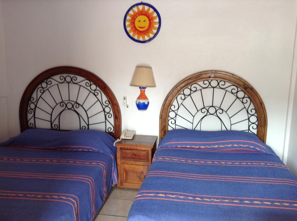 Hotel & Coral 3*