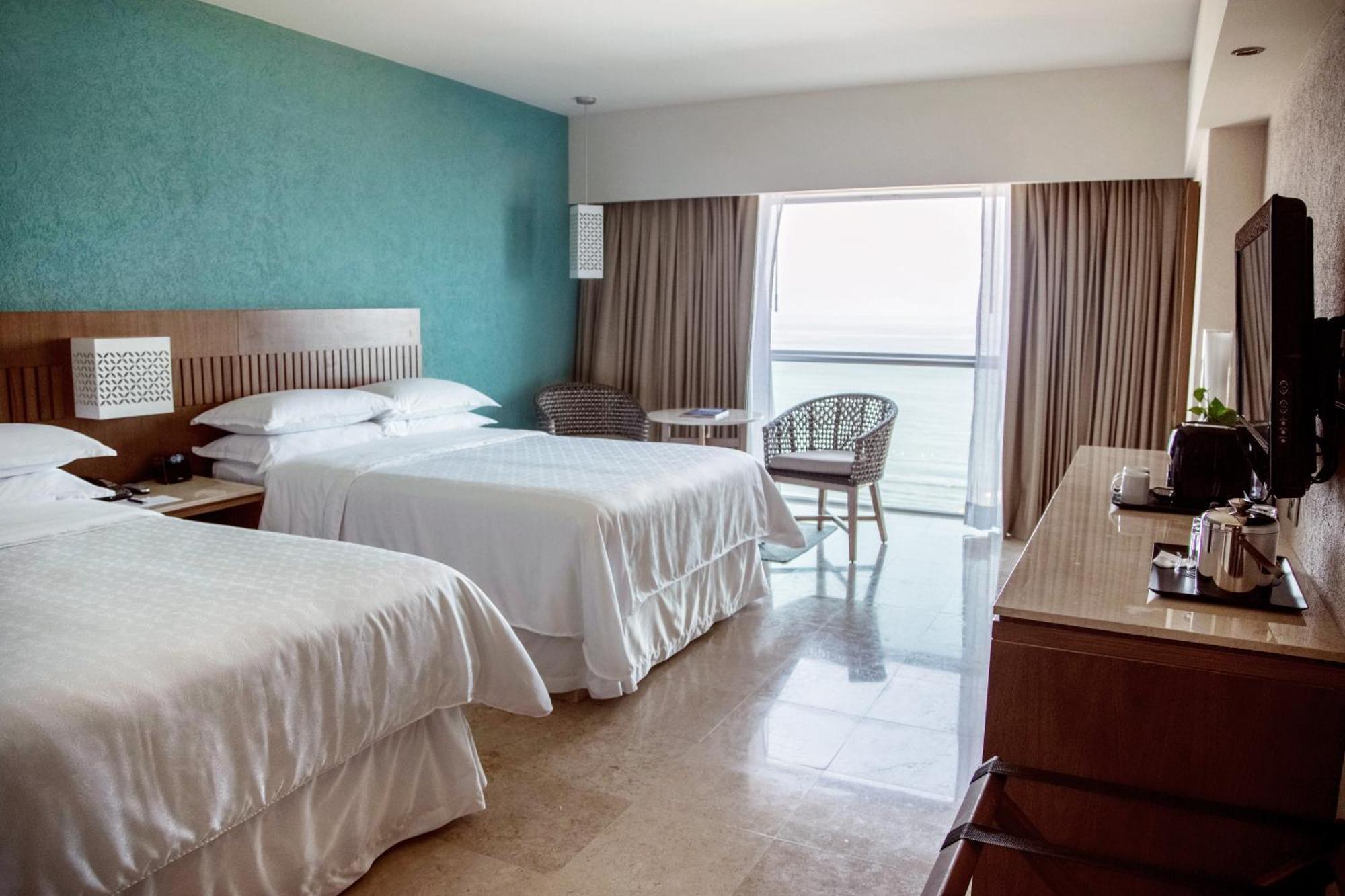 Resort Sheraton Buganvilias & Convention Center 5*