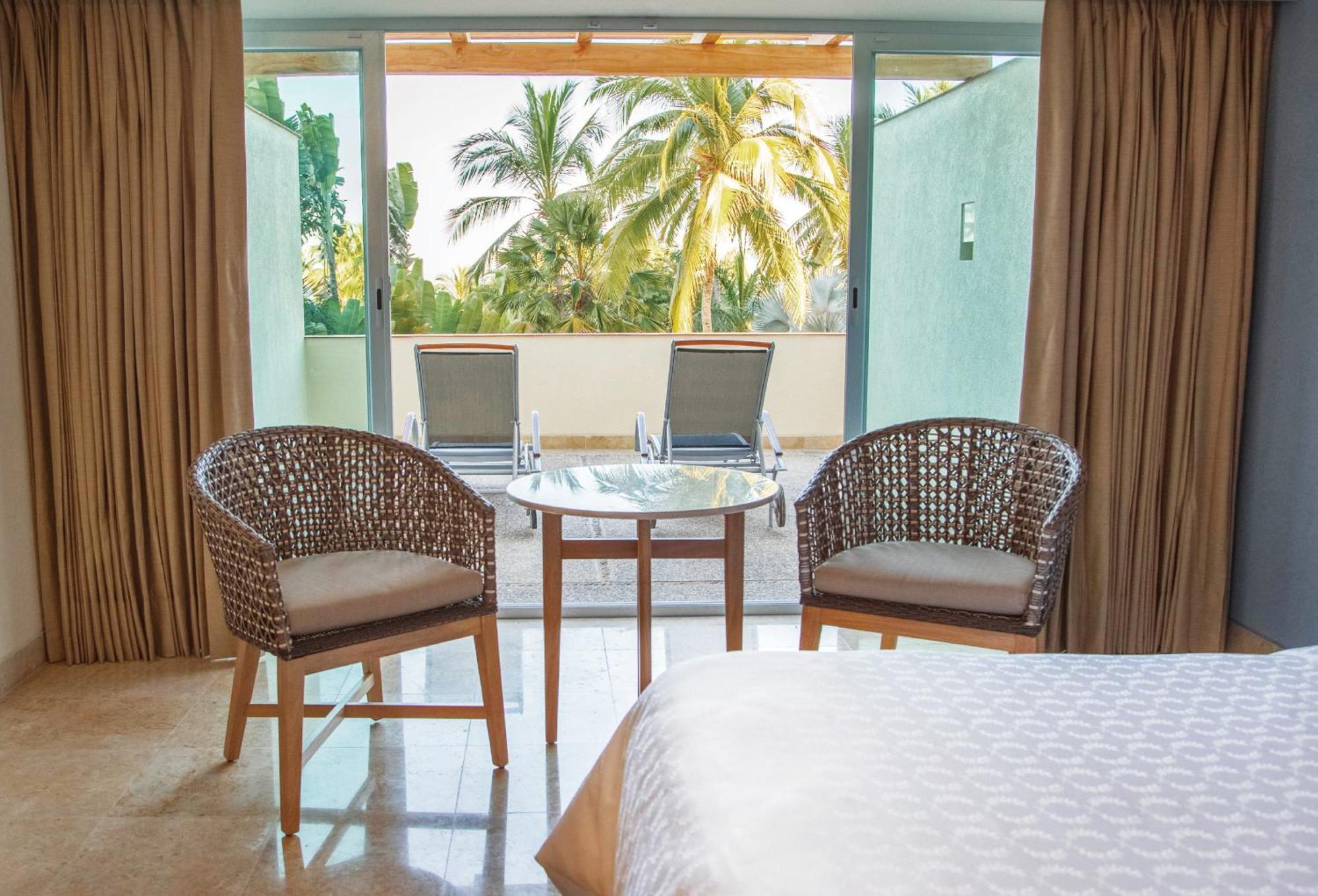 Sheraton Buganvilias & Convention Center Resort 5*