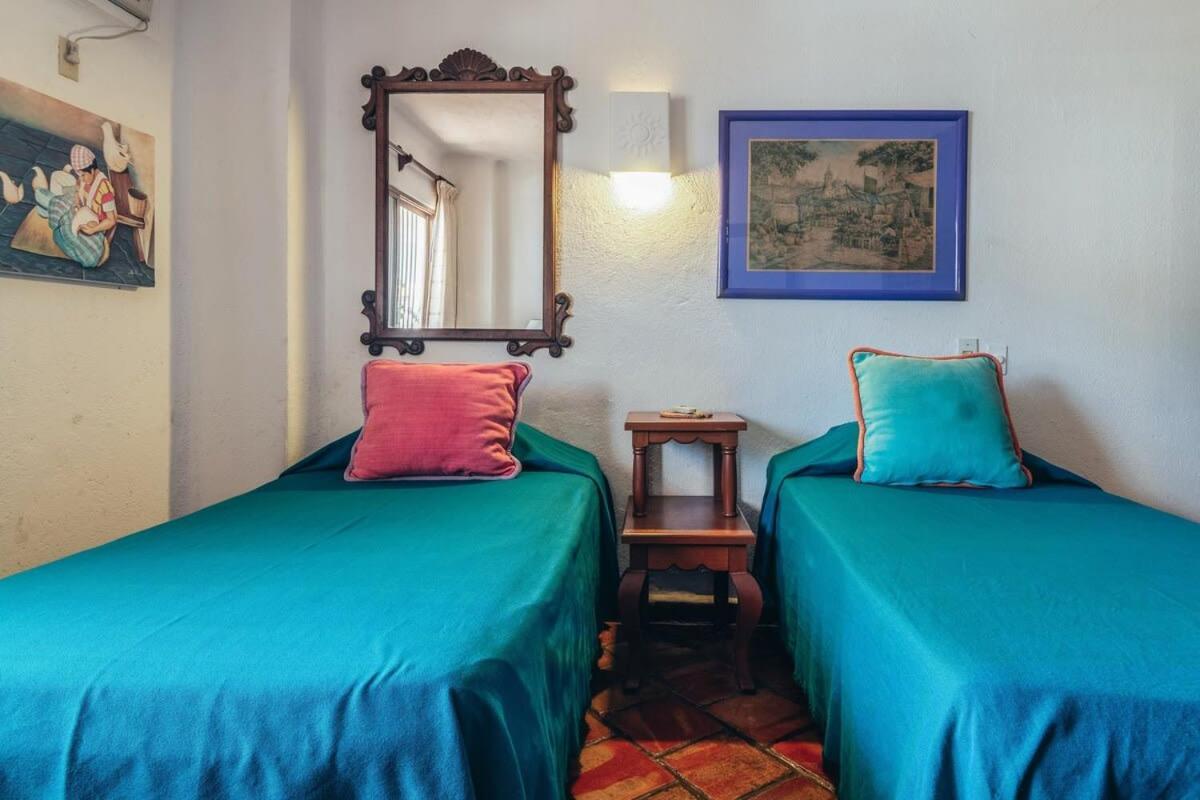 Ocean View 2br Condo-balcony-beach-pool * Puerto Vallarta