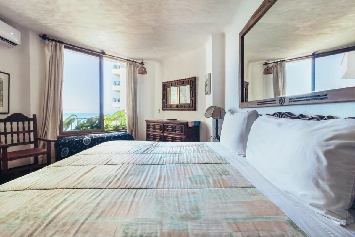 Ocean View 2br Condo-balcony-beach-pool * Puerto Vallarta