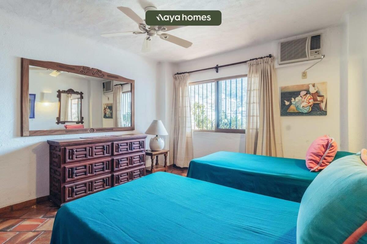 Apartment Ocean View 2br Condo-balcony-beach-pool