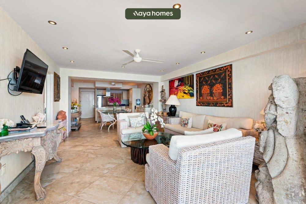 Ocean View 2br Condo-balcony-beach-pool *