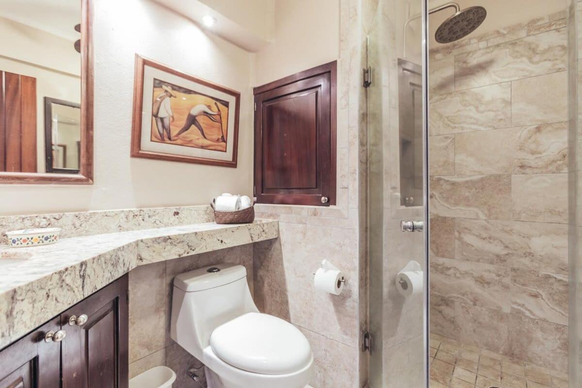 Ocean View 2br Condo-balcony-beach-pool Apartment Puerto Vallarta