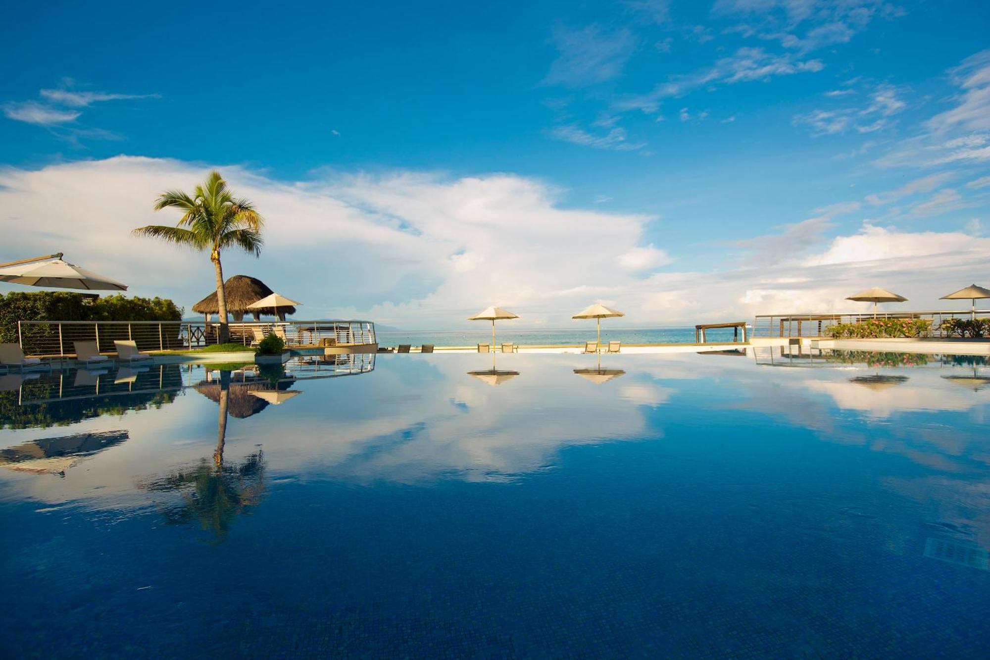 Resort Sunset Plaza
