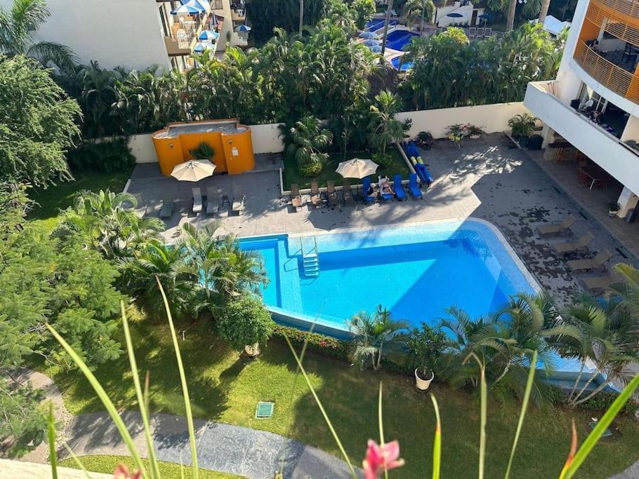 2br In Excellent Location Next To The