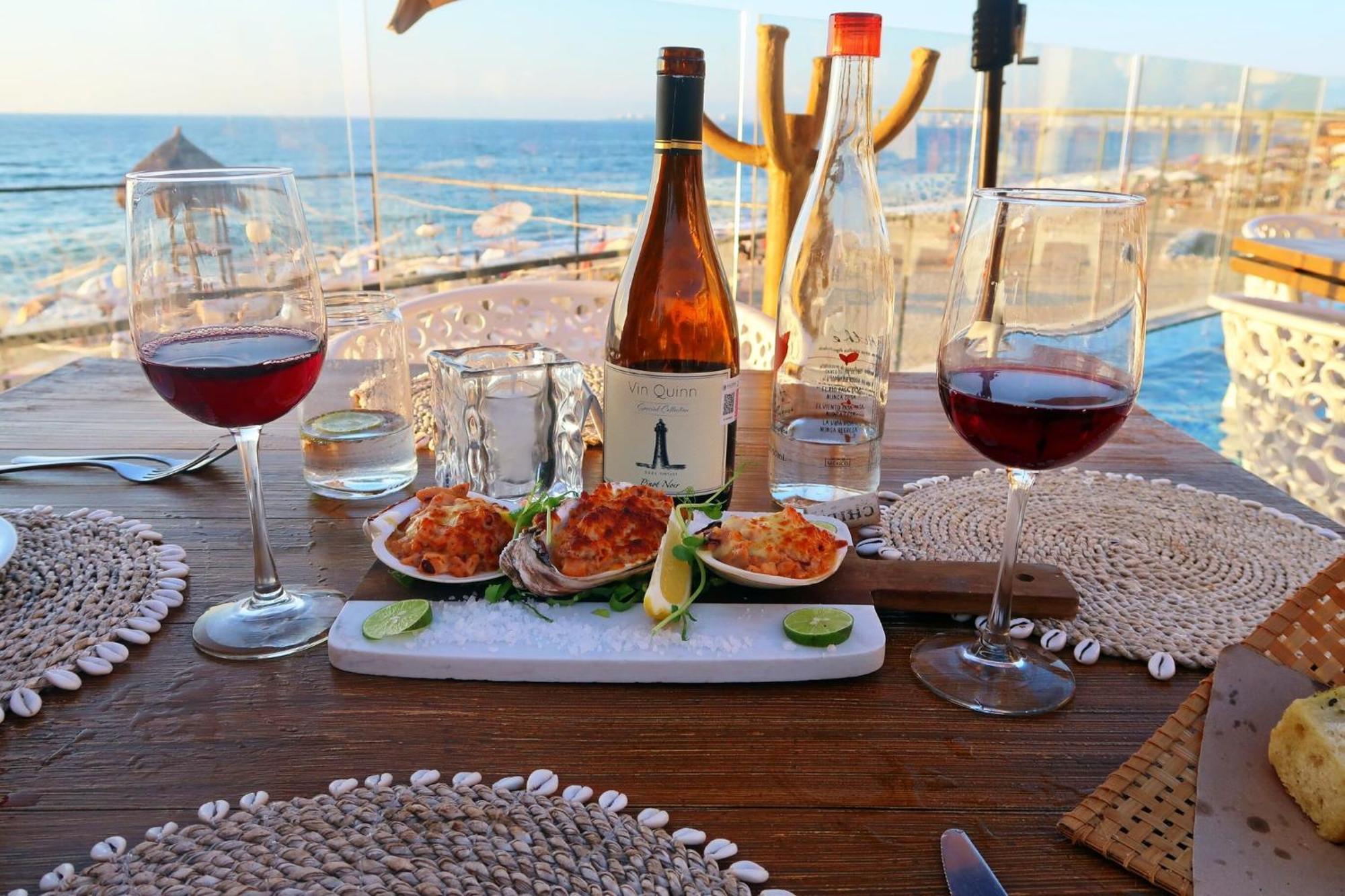 2br In Excellent Location Next To The Apartment Puerto Vallarta