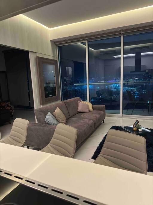 Pent-house In Nautico Building In