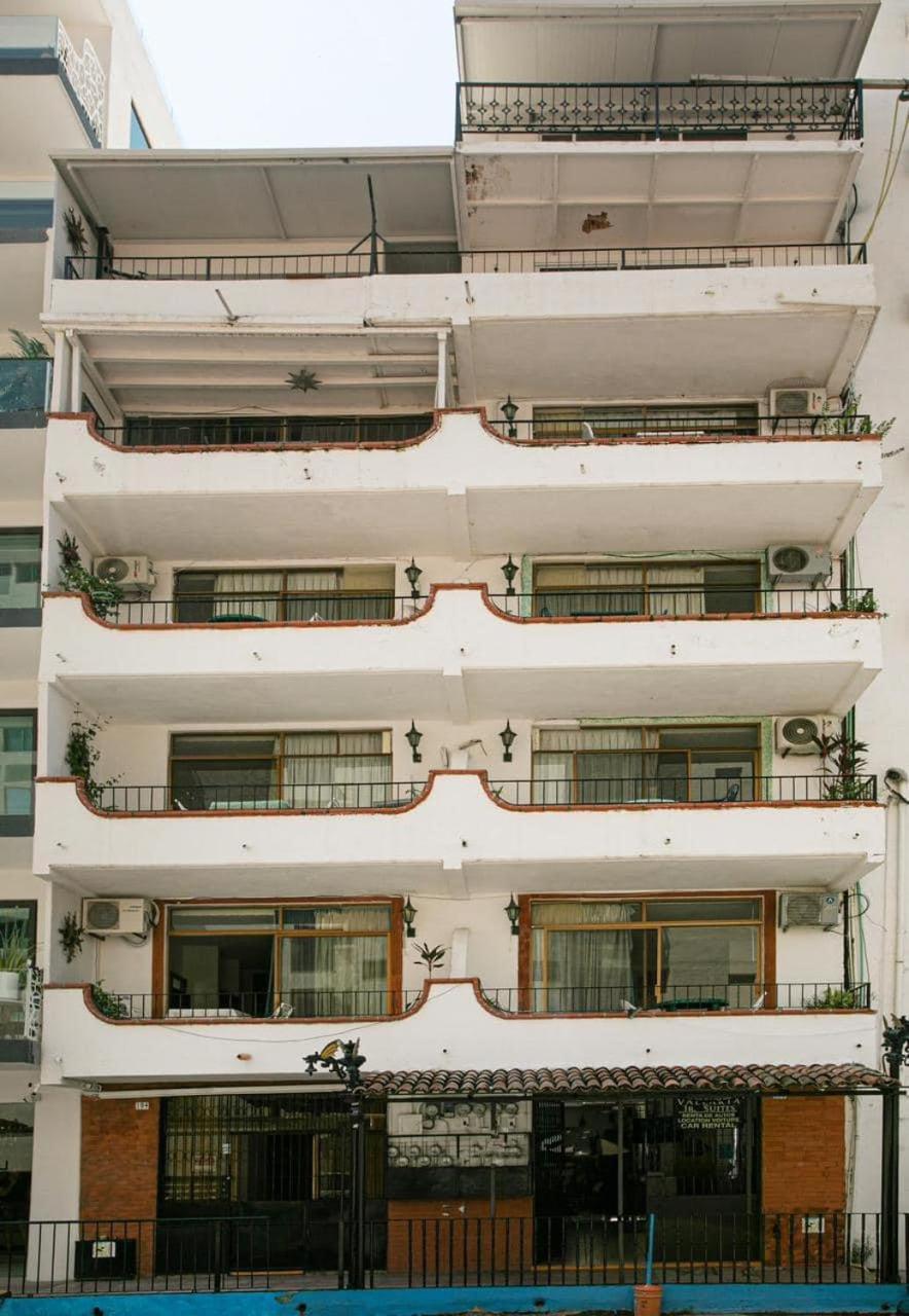 Vallarta Jr Aparthotel