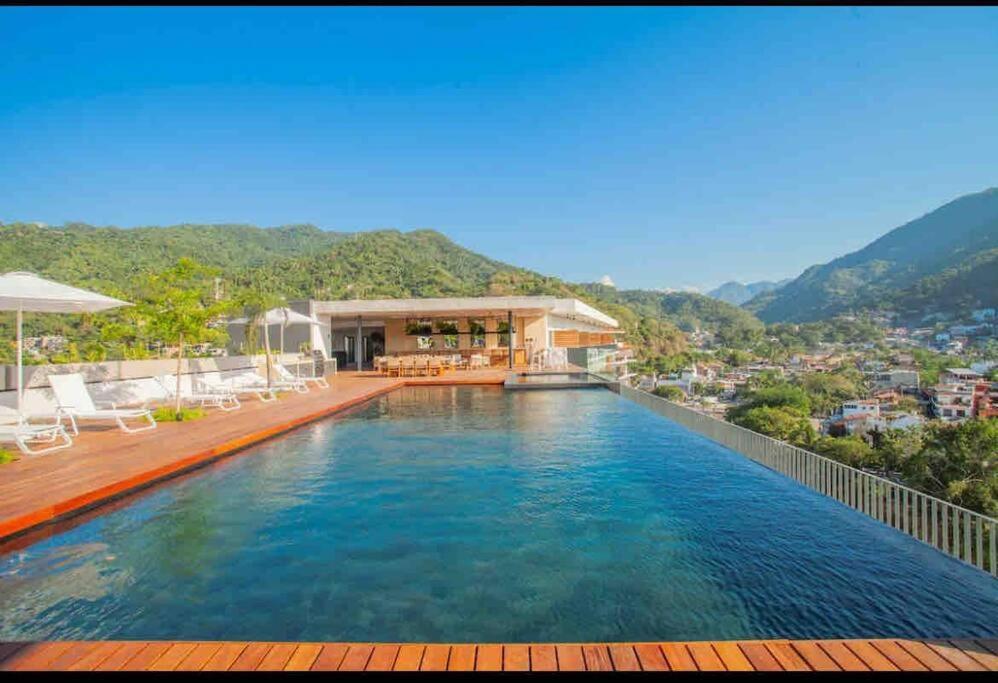 Oasis - Downtown Malecon, With City, Ocean & Mountain Views Puerto Vallarta