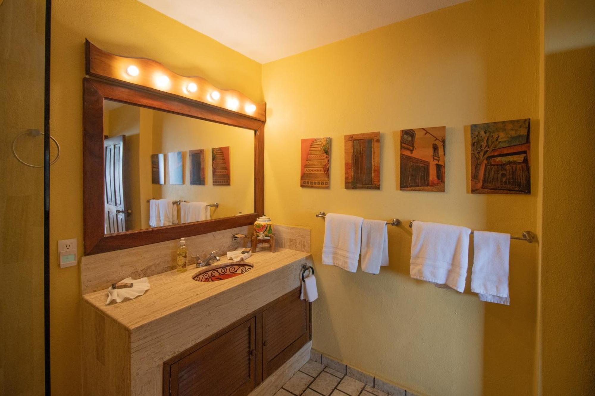 Beachfront Penthouse With Private Pool - Zona Romantica *