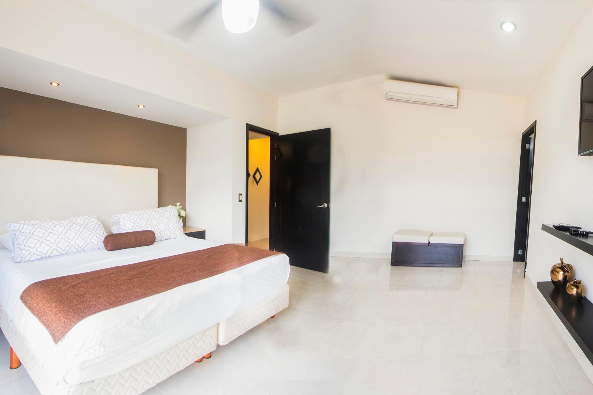 Apartments, 10min Drive, Shared Pool And Bbq Apartment
