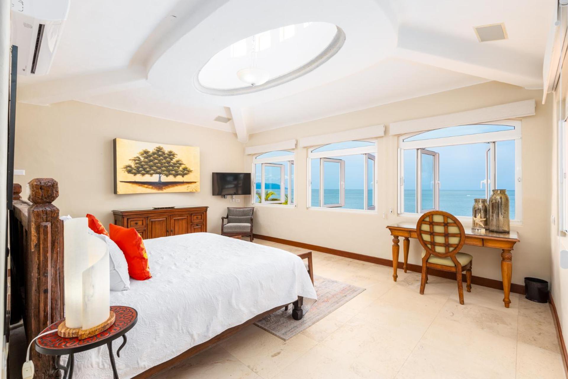 Beachfront Sagitario In Puerto Vallarta! *