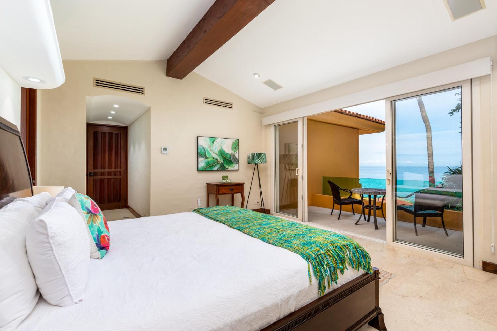 Beachfront Sagitario In Puerto Vallarta! Villa *