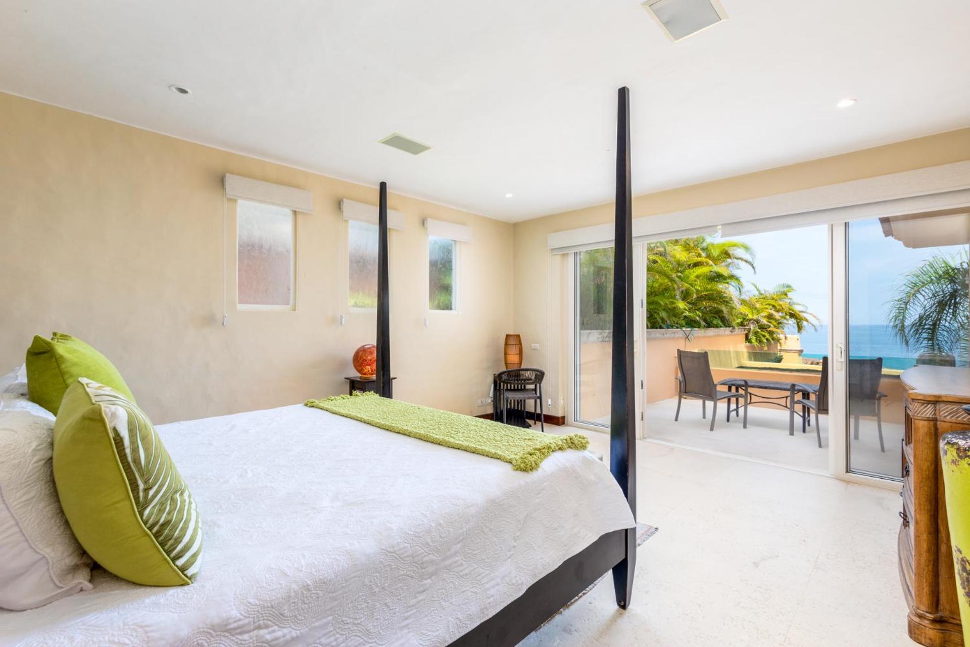 Beachfront Sagitario In Puerto Vallarta!