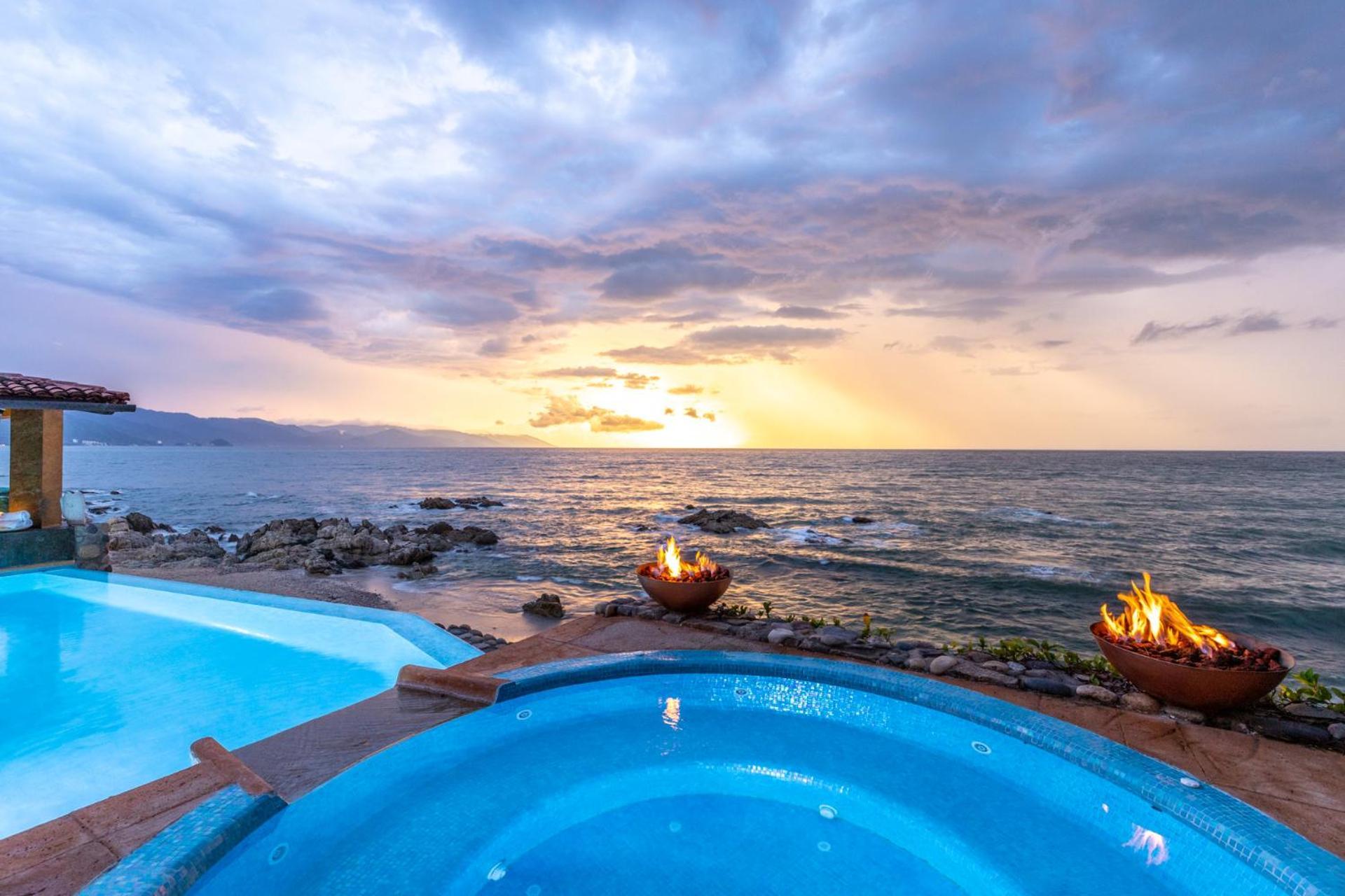 Villa Beachfront Sagitario In Puerto Vallarta! Puerto Vallarta